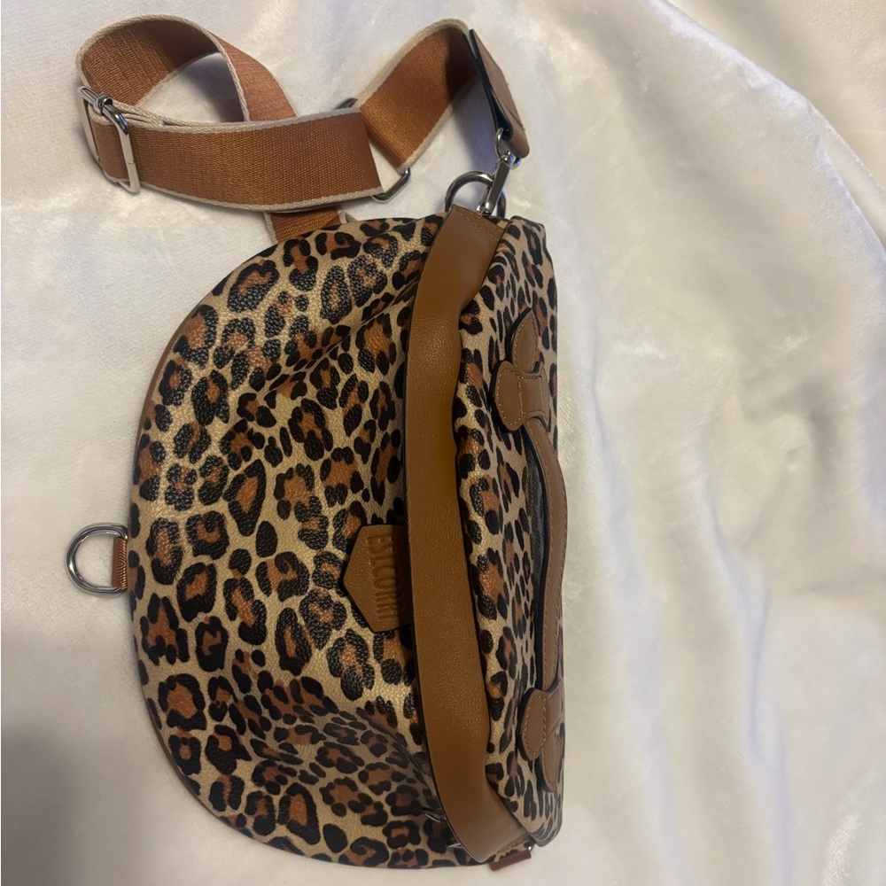 Leopard print bum bag